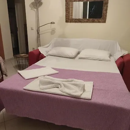 Katerina's Cozy And Comfortable Place Daire Anabolu